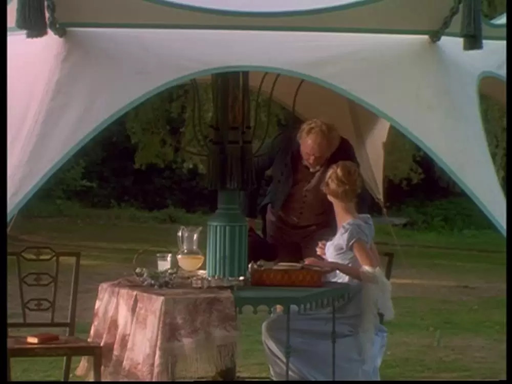 「Emma エマ」グウィネス・パルトロウ & ジェームズ・コスモの画像