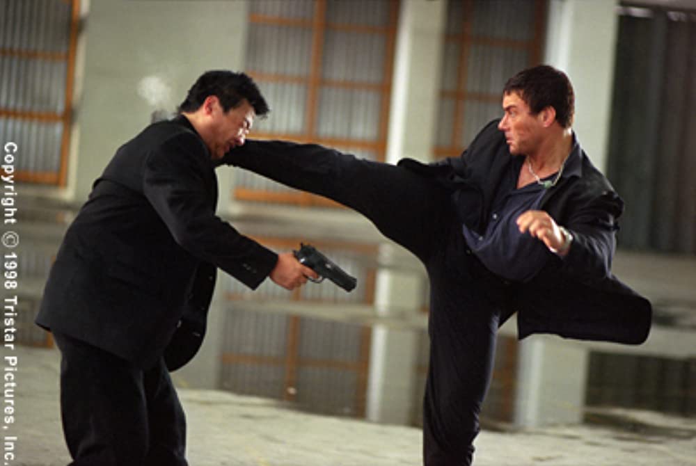 ノック・オフの画像