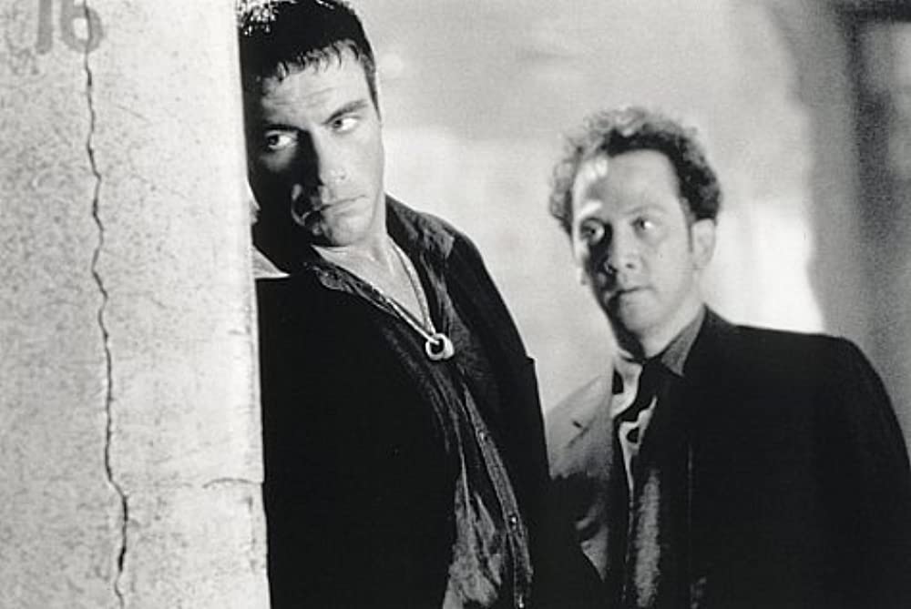 ノック・オフの画像