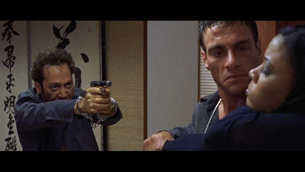 ノック・オフの画像