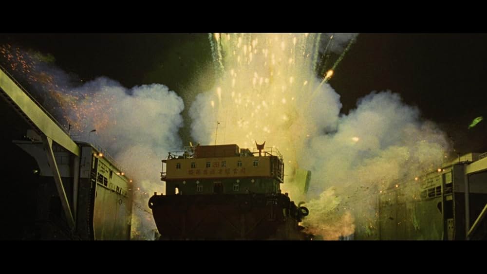 ノック・オフの画像