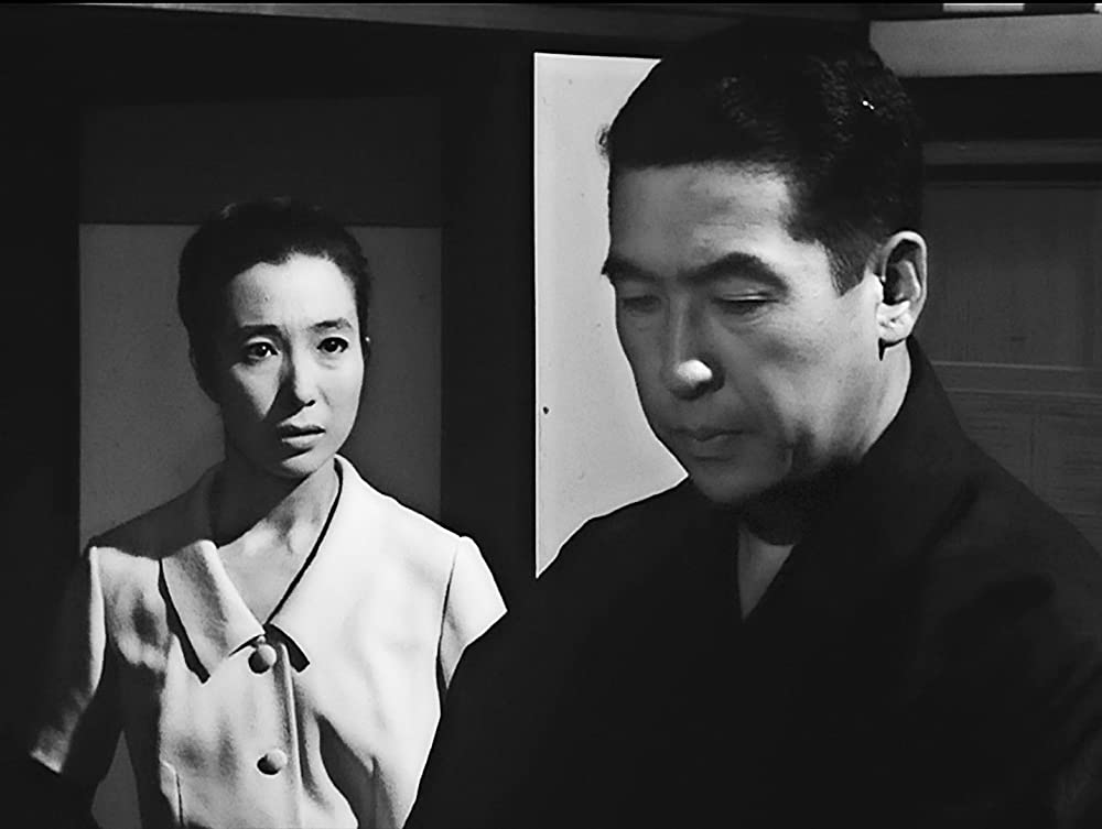 女の中にいる他人の画像