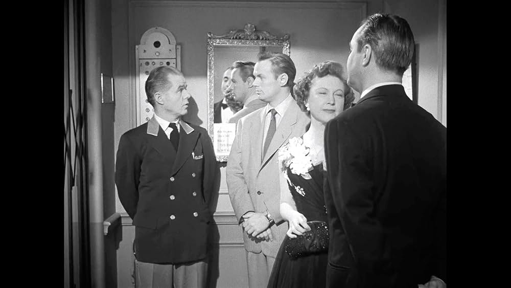 ノックは無用の画像