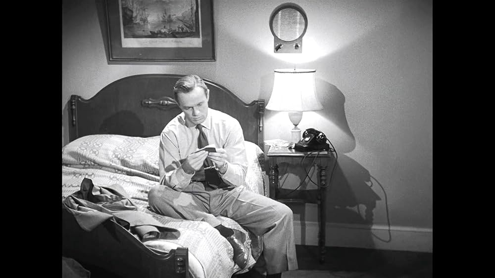 ノックは無用の画像