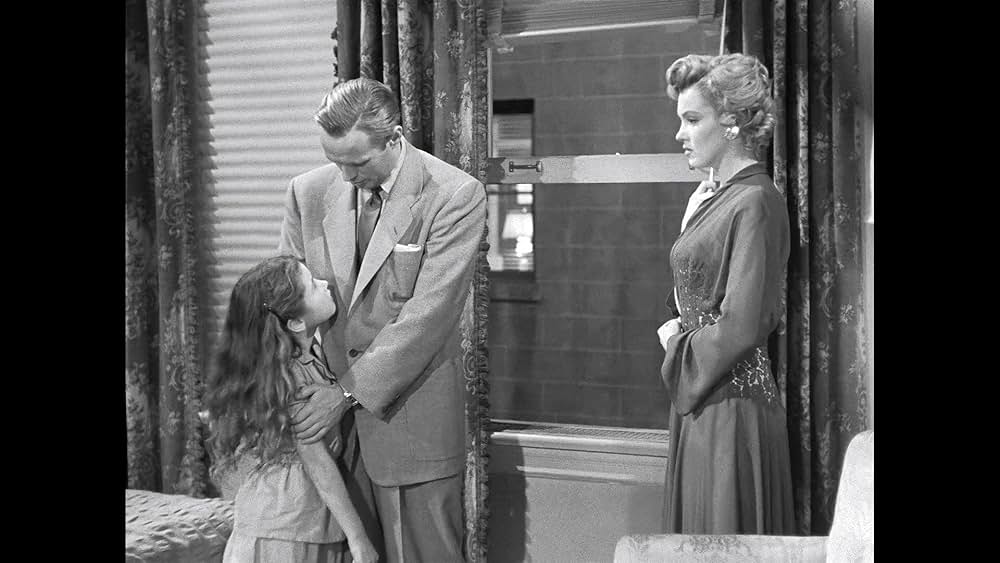 ノックは無用の画像