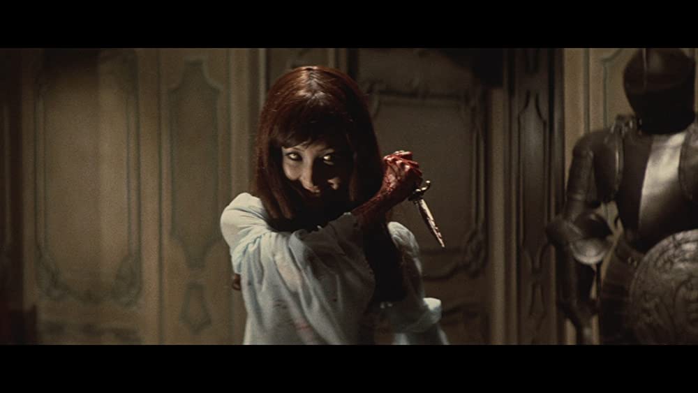 幽霊屋敷の恐怖 血を吸う人形の画像