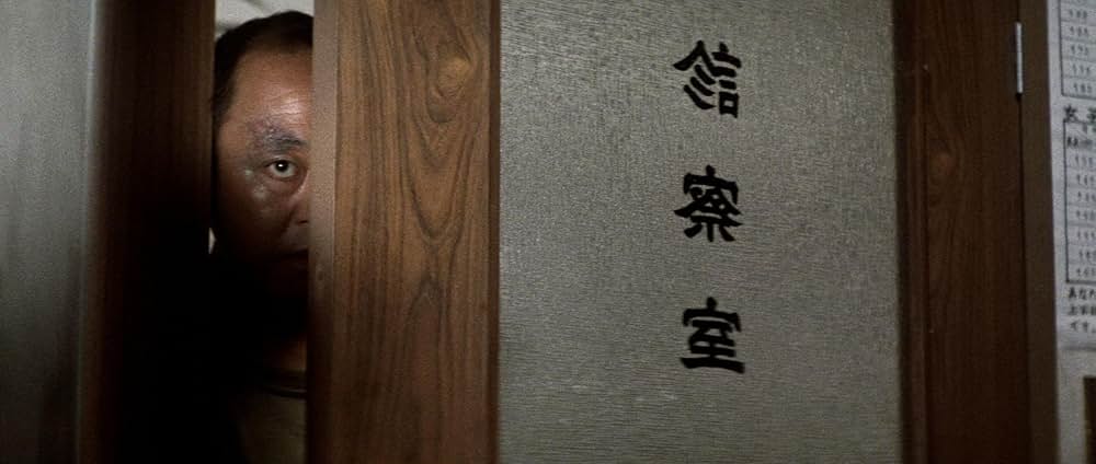 幽霊屋敷の恐怖 血を吸う人形の画像