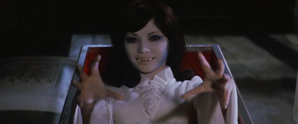 「呪いの館 血を吸う眼」の画像