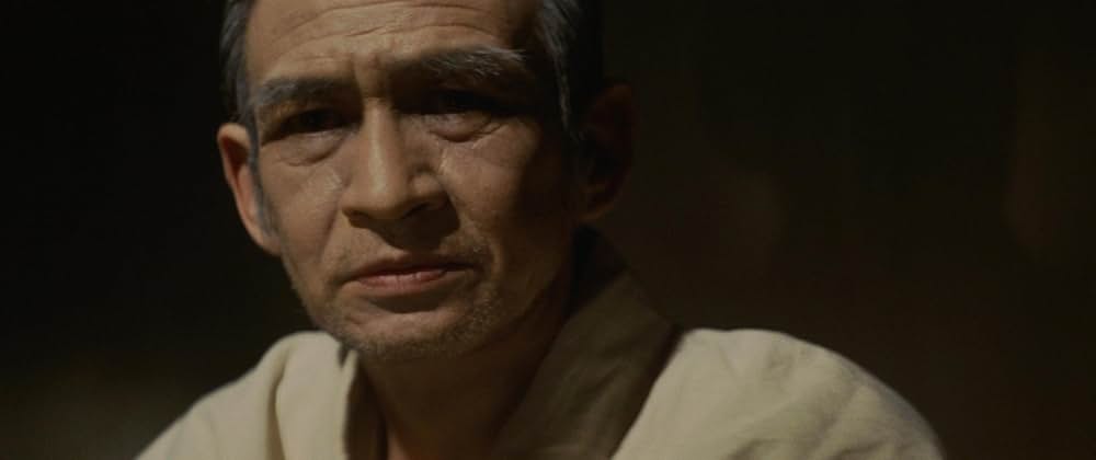 血を吸う薔薇の画像