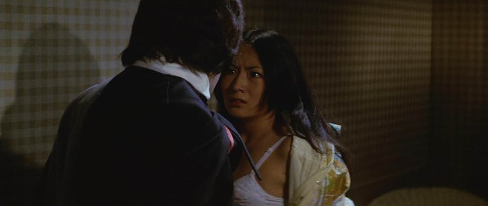 血を吸う薔薇の画像