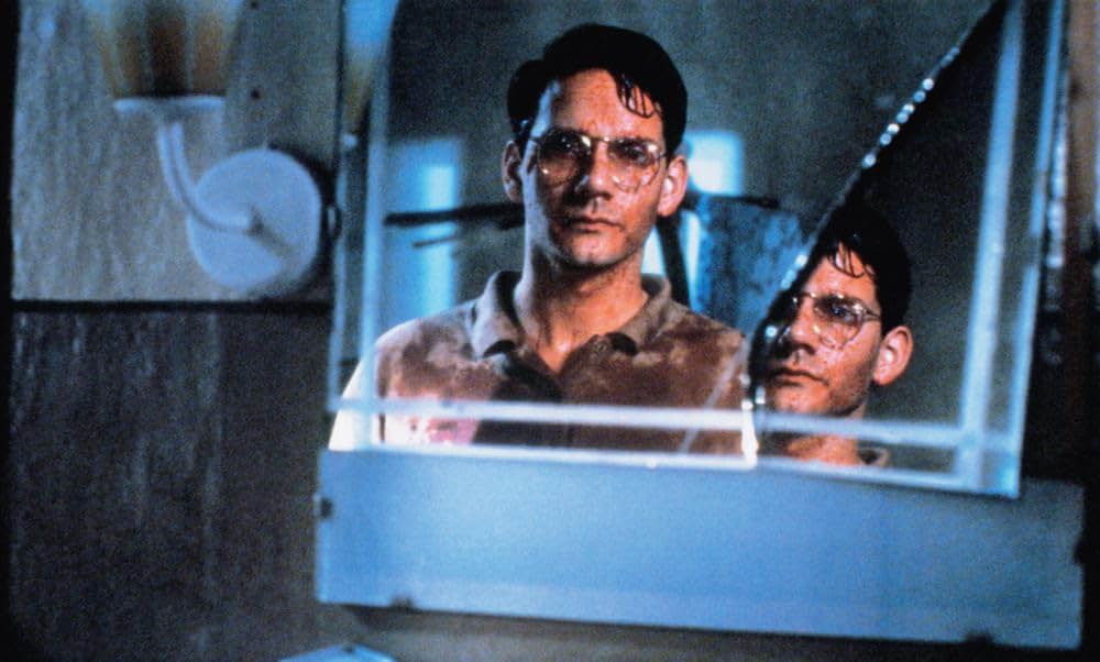 愛の果てにの画像