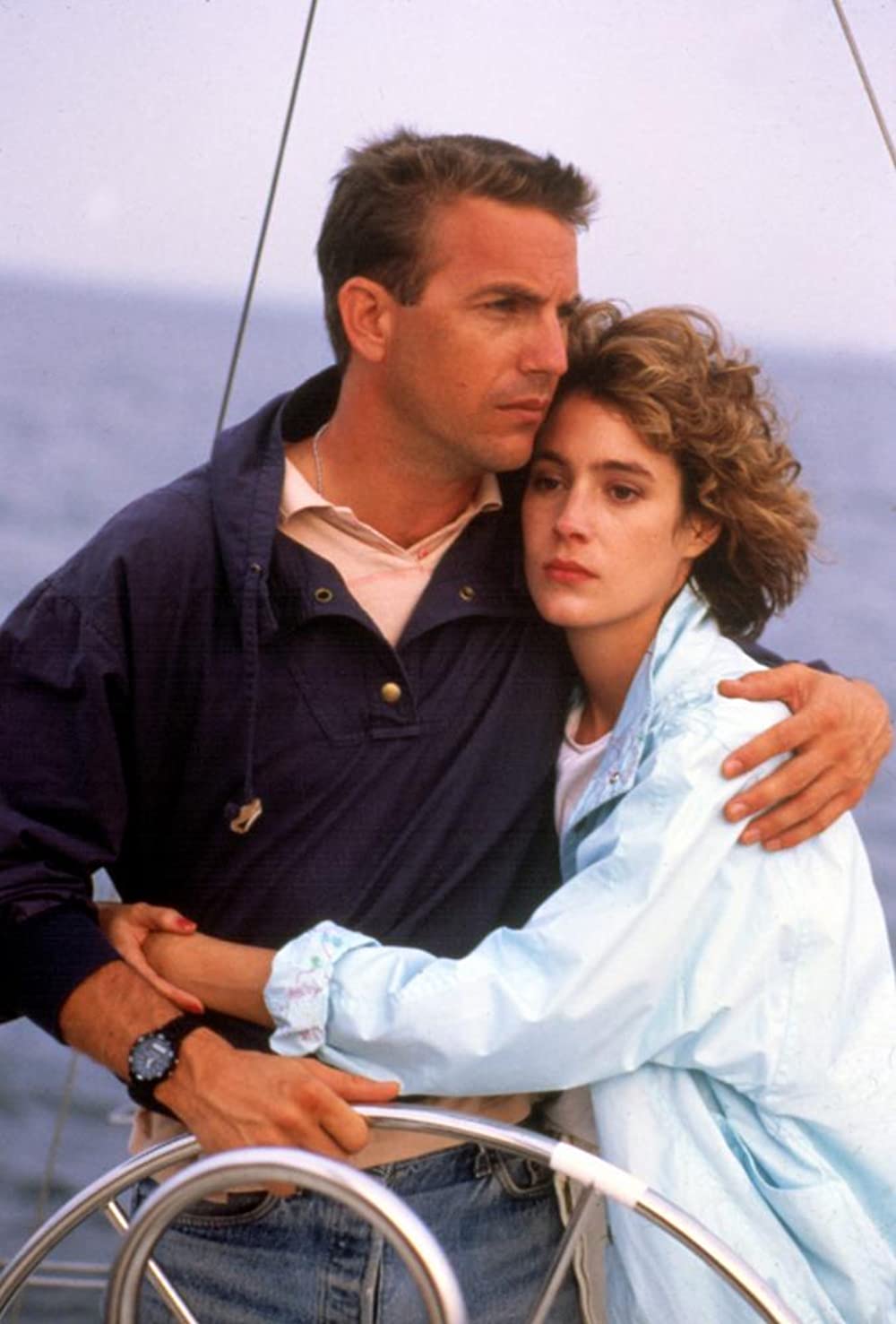 「追いつめられて」ケビン・コスナー & ショーン・ヤングの画像