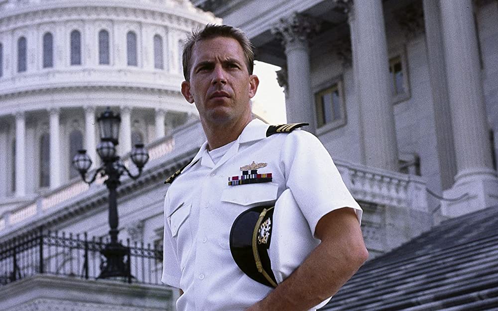 「追いつめられて」ケビン・コスナーの画像