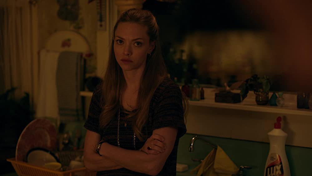 「闇はささやく」アマンダ・セイフライドの画像