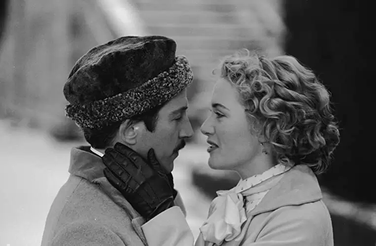 「ハムレット」ケイト・ウィンスレット & マイケル・マロニーの画像