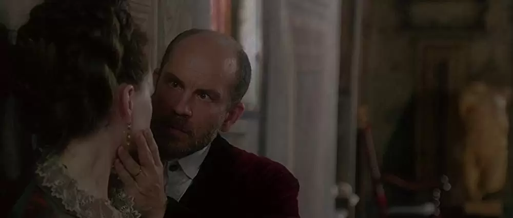 「ある貴婦人の肖像」ジョン・マルコビッチの画像