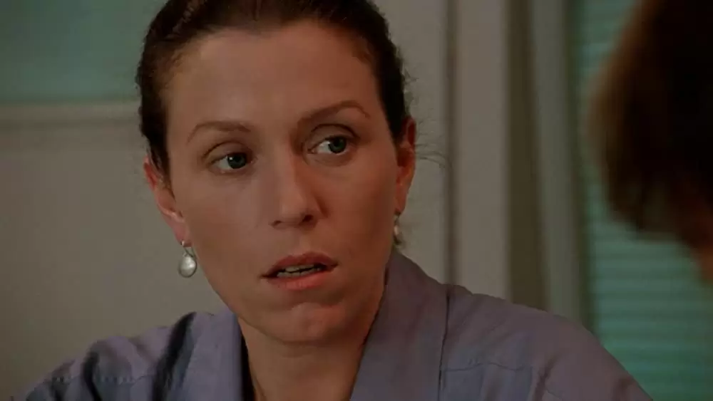 「真実の行方」フランシス・マクドーマンドの画像