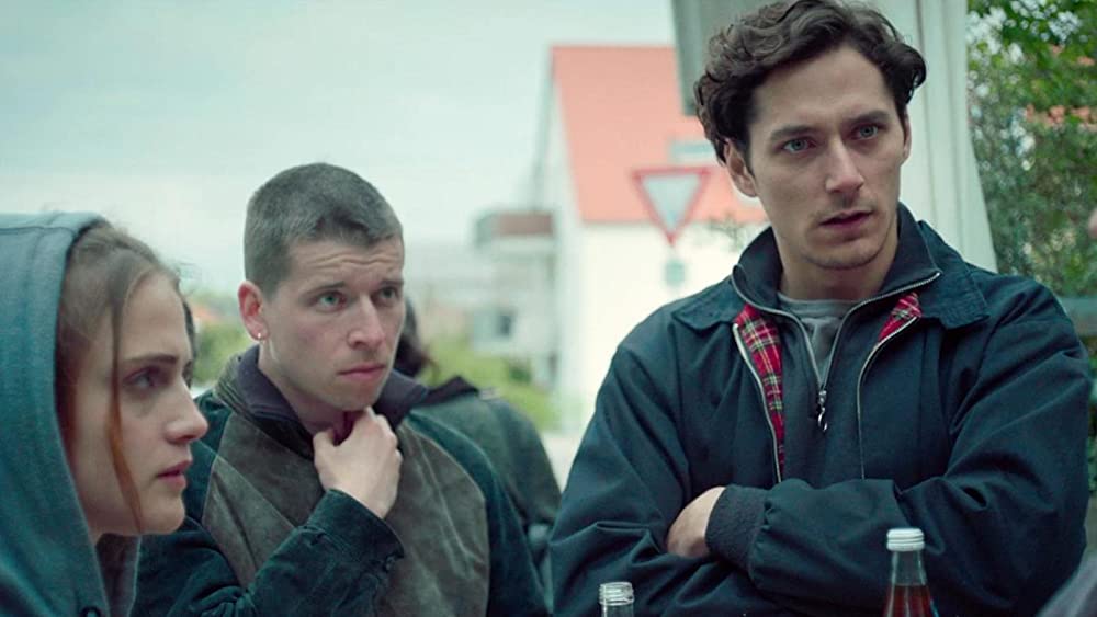 そして明日は全世界にの画像