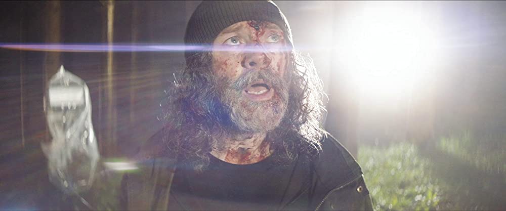 「イン・ジ・アース」リース・シェアスミスの画像