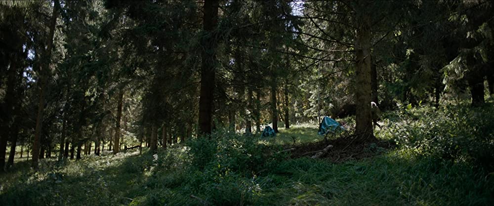 イン・ジ・アースの画像