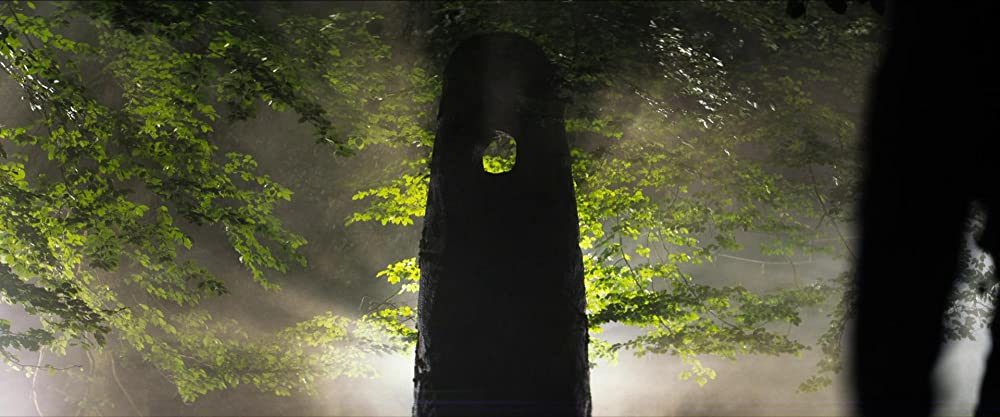 イン・ジ・アースの画像