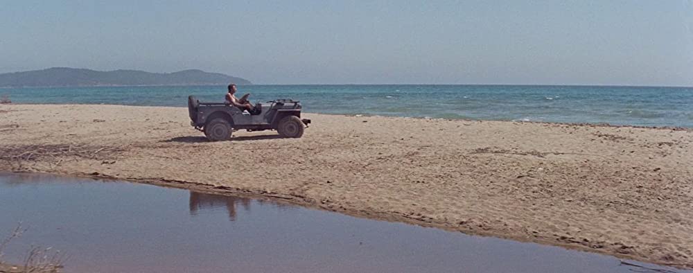 「素直な悪女」の画像