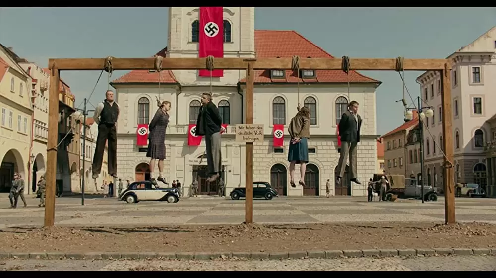 「ジョジョ・ラビット」の画像