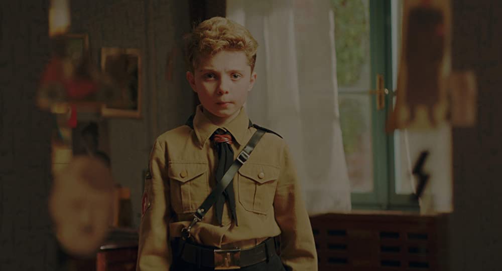 ジョジョ・ラビットの画像