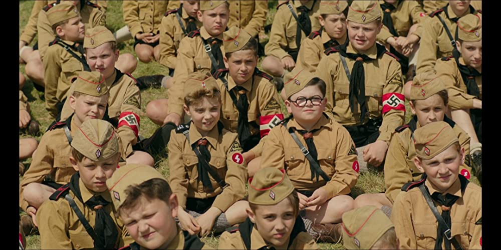 ジョジョ・ラビットの画像