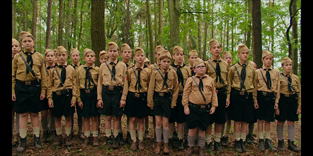 ジョジョ・ラビットの画像