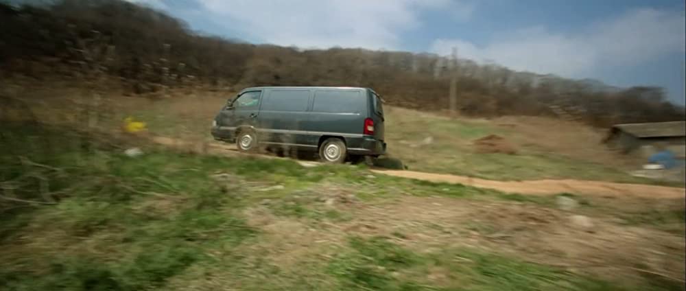 「ファイ 悪魔に育てられた少年」の画像