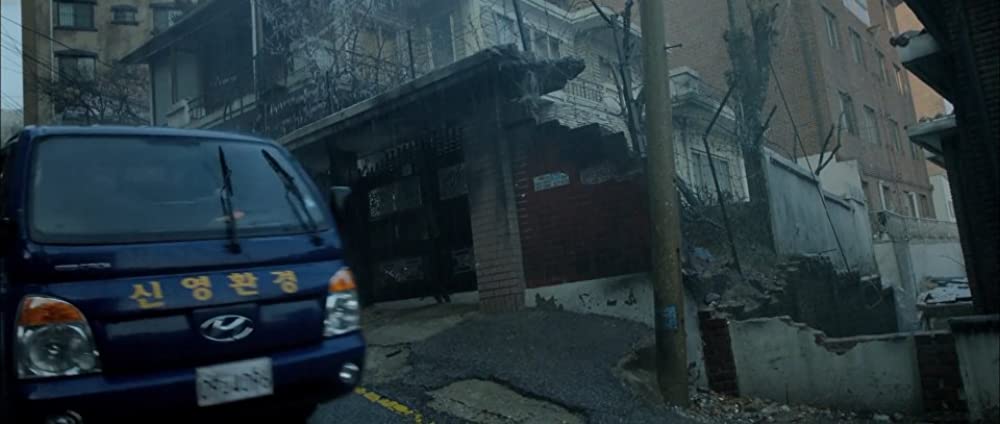 「ファイ 悪魔に育てられた少年」の画像