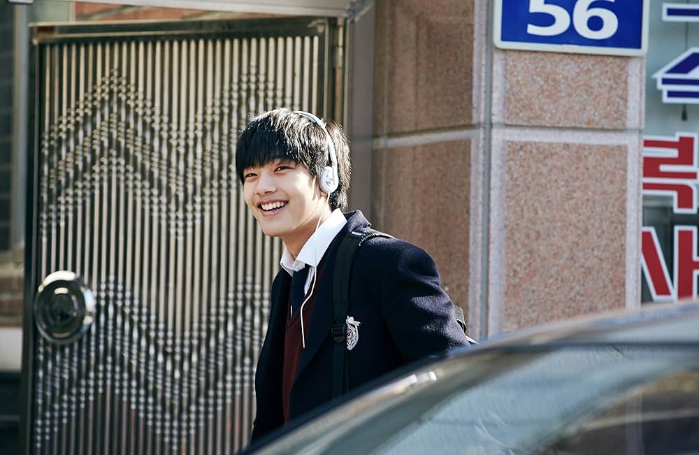 ファイ 悪魔に育てられた少年の画像