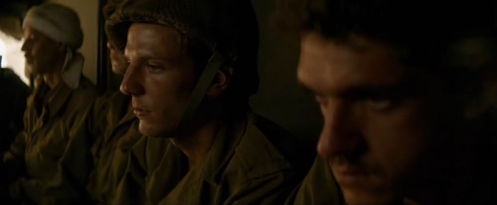 Home Front（原題）の画像