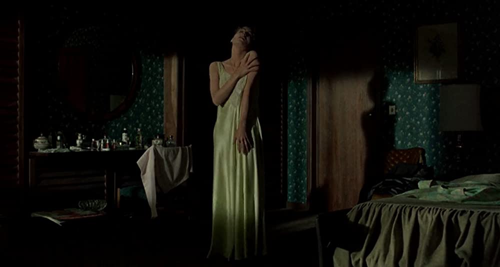 「華やかな魔女たち」シルバーナ・マンガーノの画像