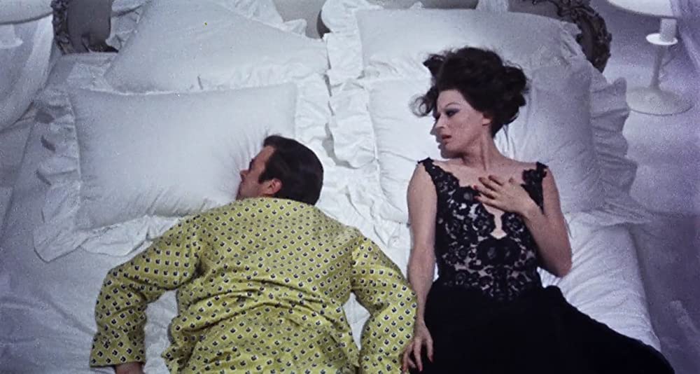 「華やかな魔女たち」クリント・イーストウッド & シルバーナ・マンガーノの画像