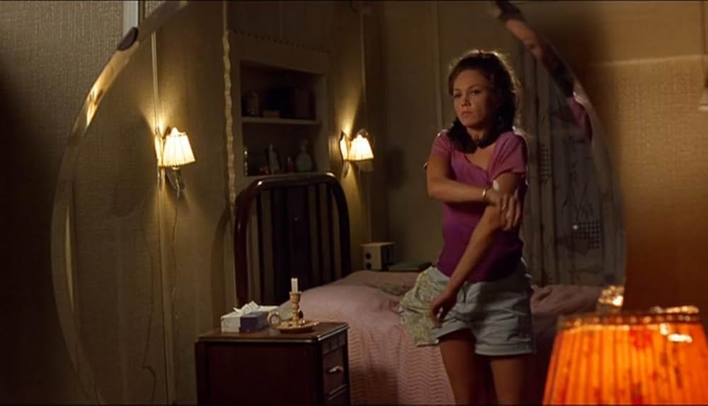 オーバー・ザ・ムーンの画像