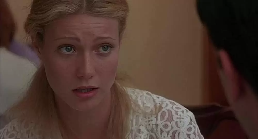 「ハッピィブルー」グウィネス・パルトロウの画像