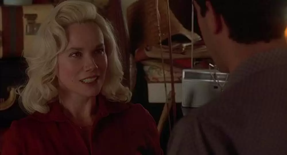 「ハッピィブルー」バーバラ・ハーシーの画像