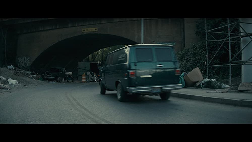 「ドント・ブリーズ２」の画像