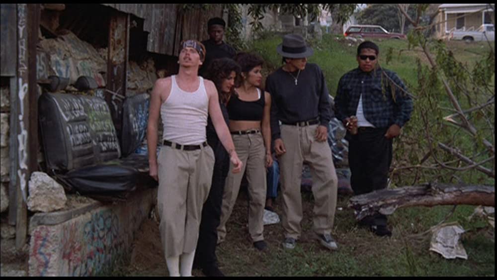 カラーズ 天使の消えた街の画像