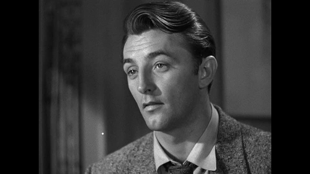 「過去を逃れて」ロバート・ミッチャムの画像