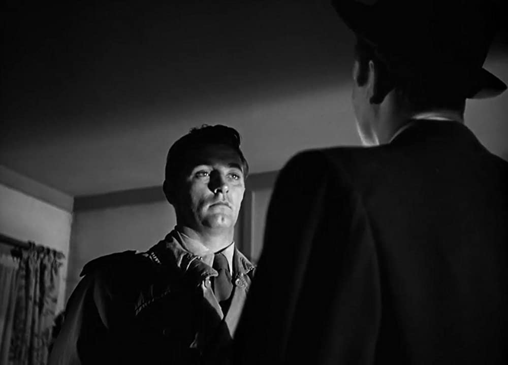 「過去を逃れて」ロバート・ミッチャムの画像