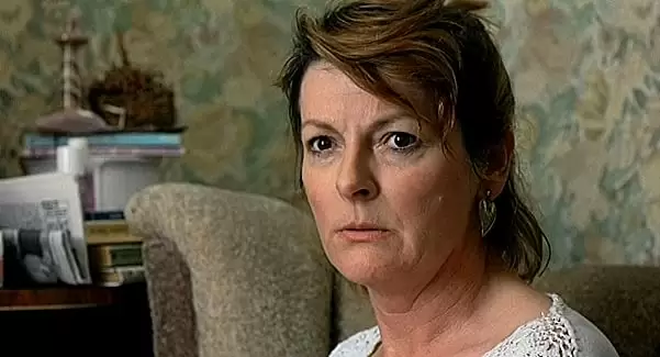 「秘密と嘘」ブレンダ・ブレシンの画像