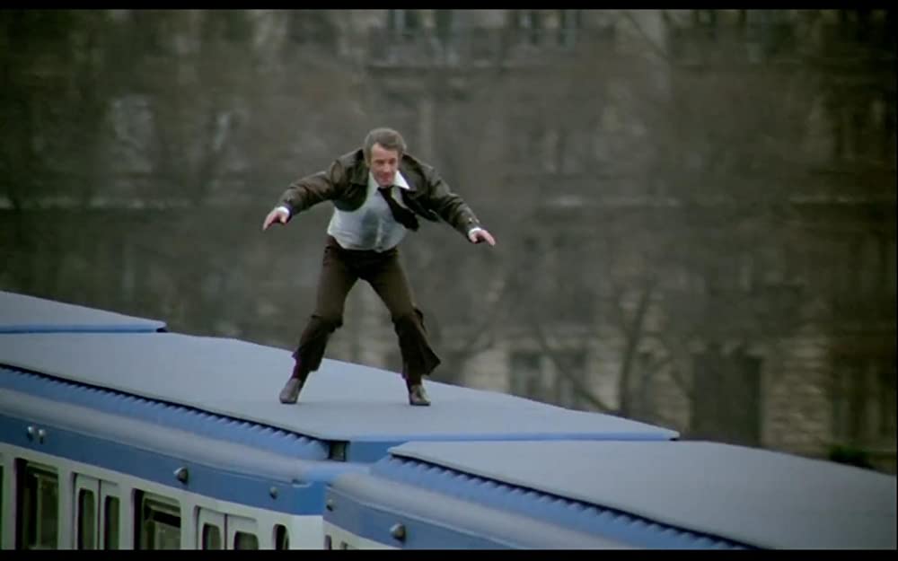 恐怖に襲われた街の画像