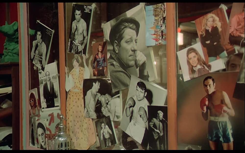 恐怖に襲われた街の画像