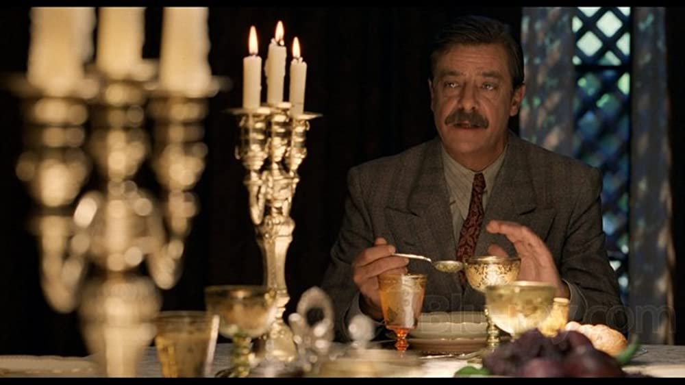 雲の中で散歩の画像