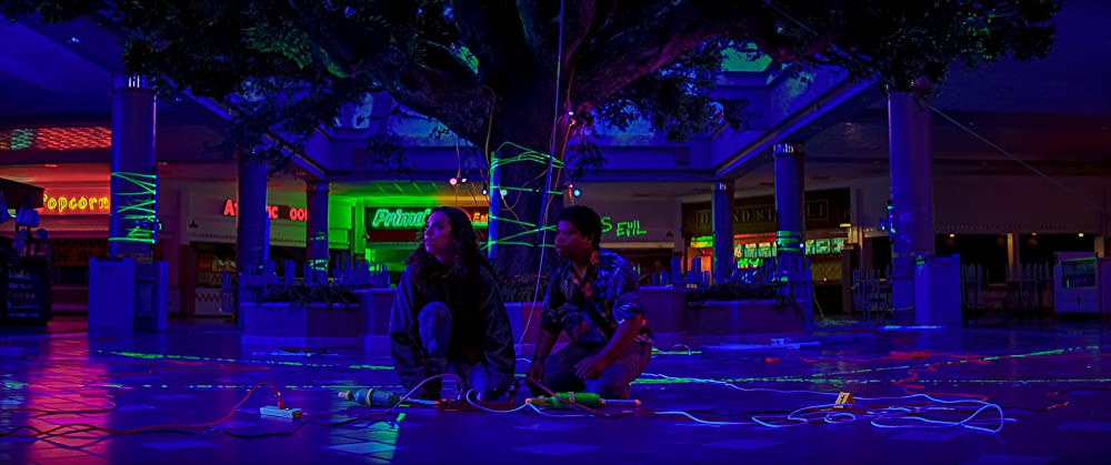 「フィアー・ストリート Part 3: 1666」キアナ・マデイラ & ベンジャミン・フローレス・Jr.の画像