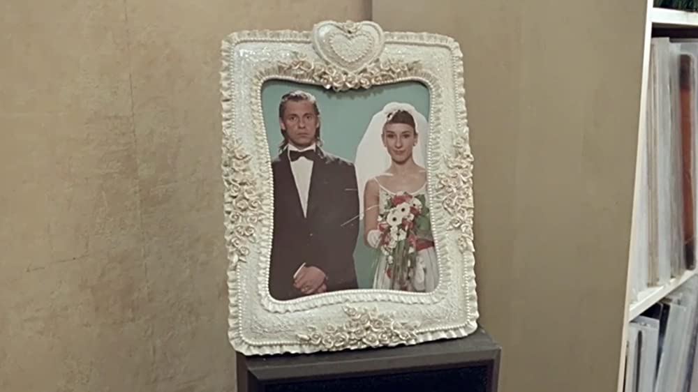 「愛より強く」Birol Ünel & シベル・ケキリの画像