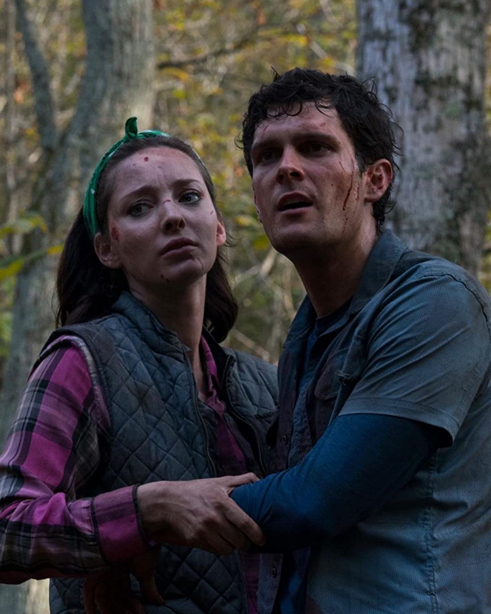 「クライモリ」Emma Dumont & ディラン・マクティーの画像